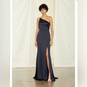 Bella Bridesmaid Kaia dress in Navy size 10.